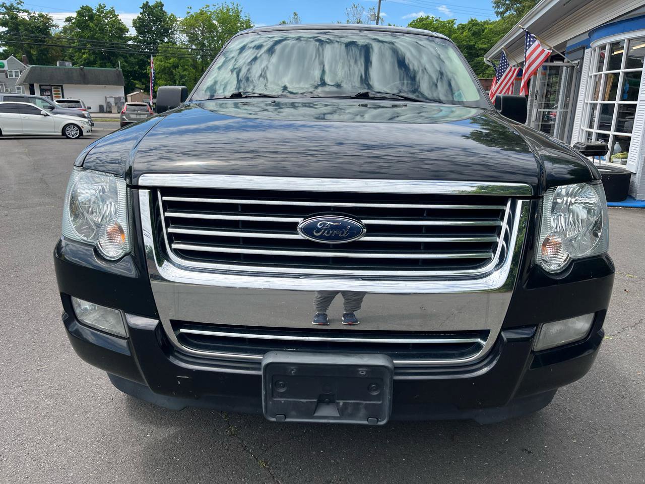 Used 2010 Ford Explorer XLT RWD image 9