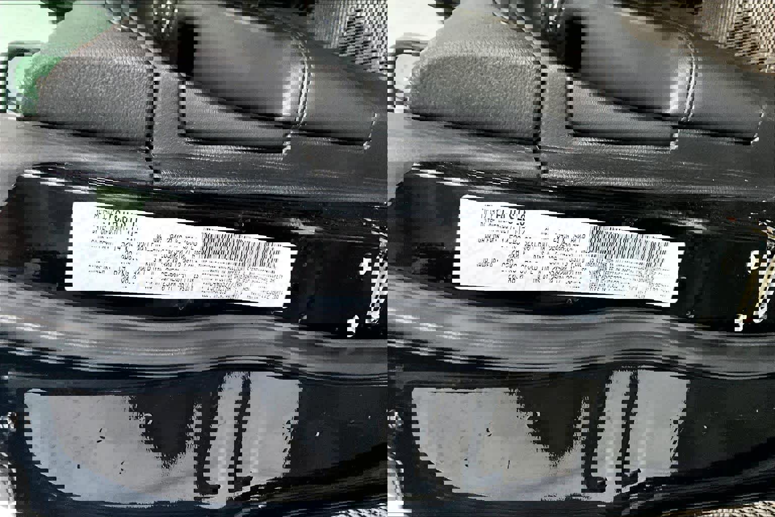 Used 2018 Jeep Grand Cherokee Altitude AWD/4WD image 29