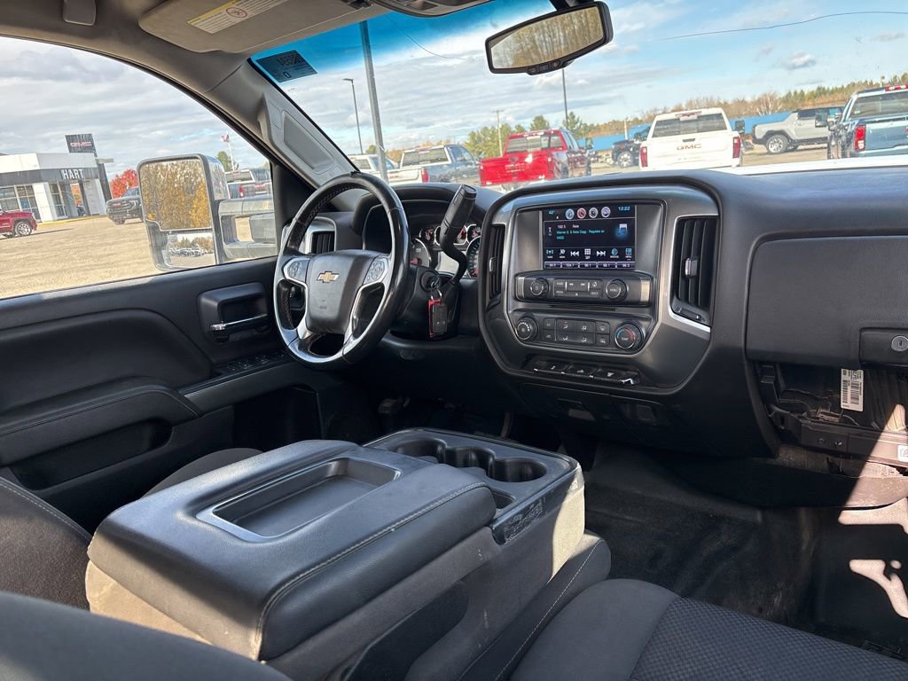 Used 2018 Chevrolet Silverado 2500 LT image 18