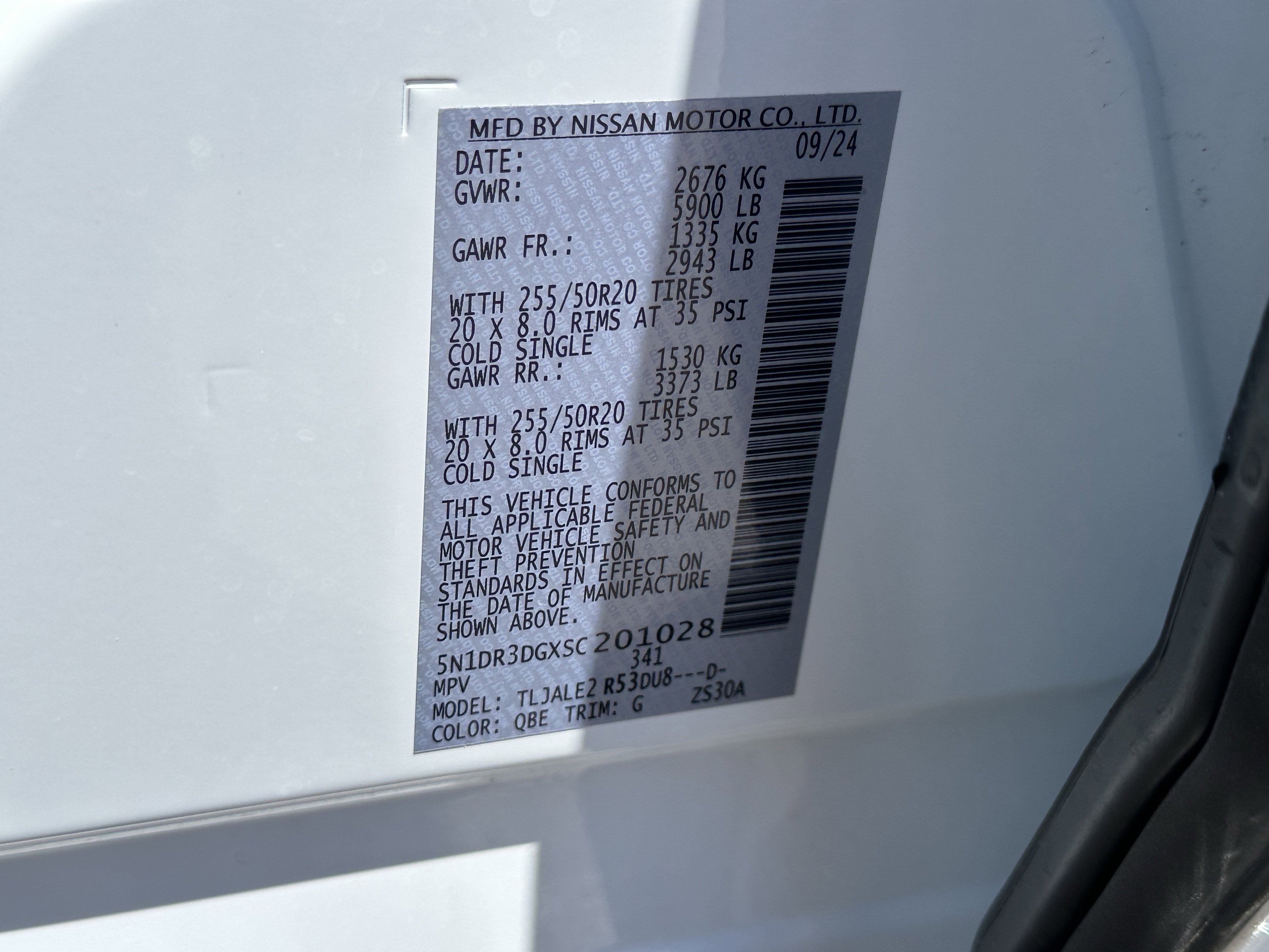 Certified 2025 Nissan Pathfinder Platinum w/ Cargo Package FWD image 41