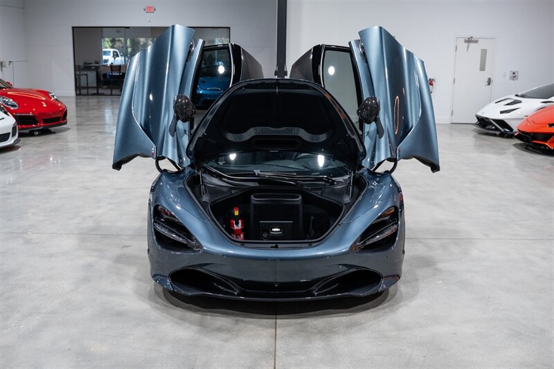 Used 2018 McLaren 720S Performance RWD image 35