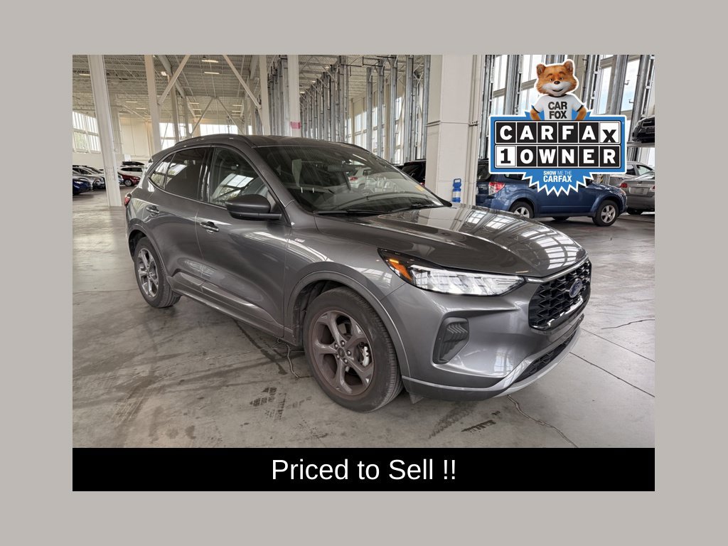 Used 2023 Ford Escape ST-Line w/ Tech Pack #1 FWD image 1