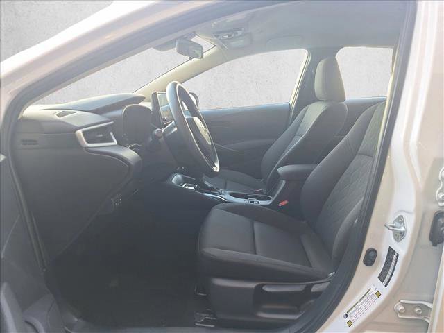Used 2025 Toyota Corolla LE image 10