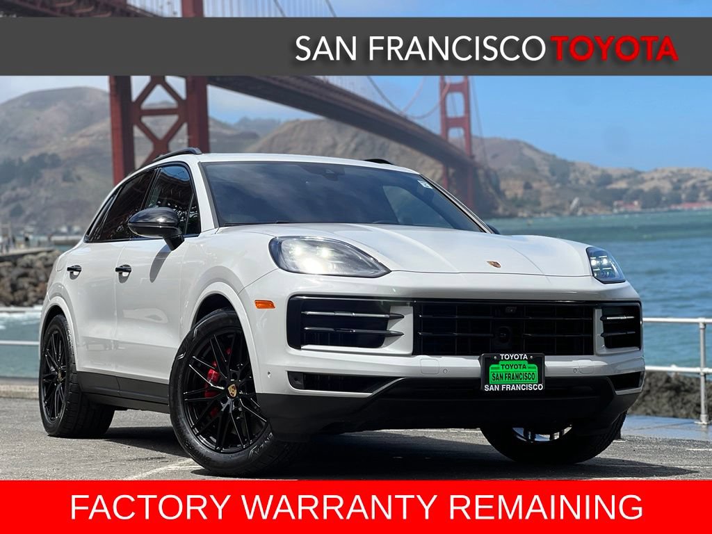 Used 2024 Porsche Cayenne S AWD/4WD image 7