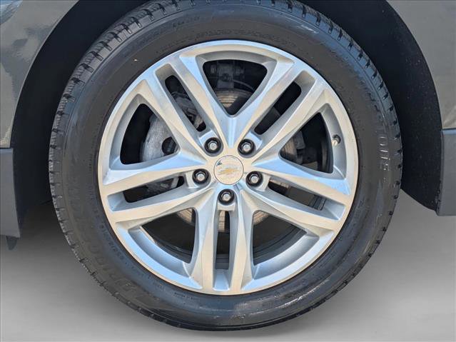Used 2018 Chevrolet Equinox Premier image 25