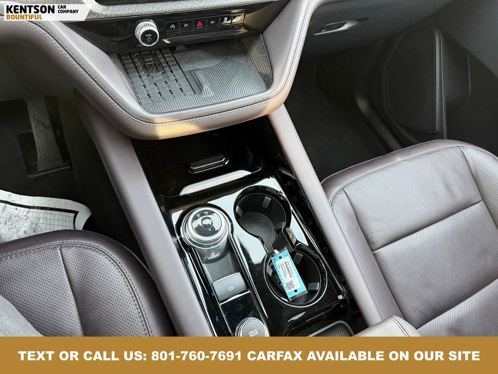 Used 2025 Ford Explorer Platinum w/ LUX Leather Package image 25