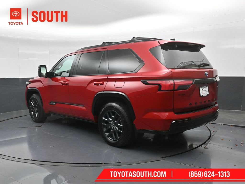 Used 2023 Toyota Sequoia Platinum AWD/4WD image 8