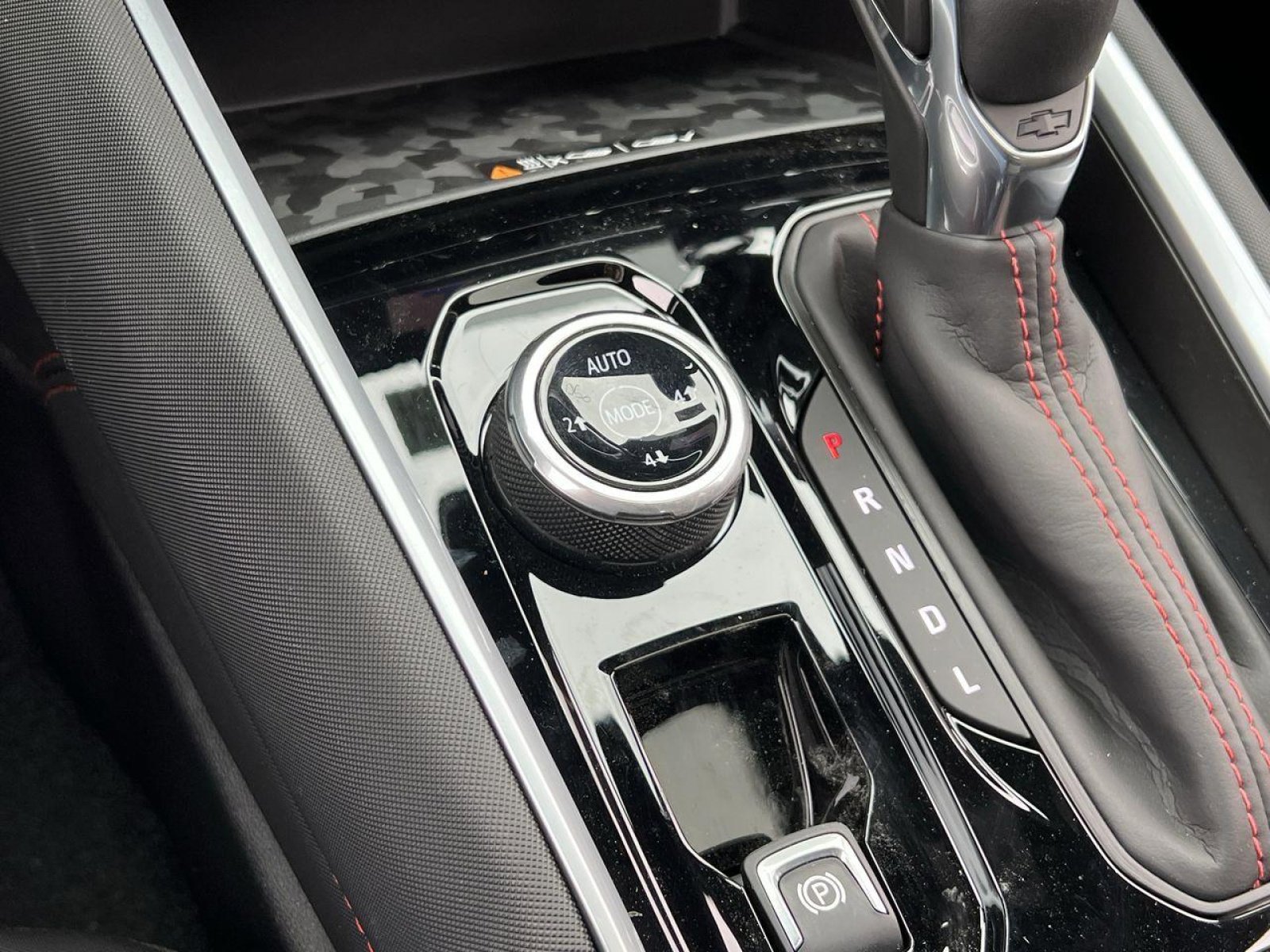 New 2025 Chevrolet Colorado Z71 w/ Midnight Edition image 23