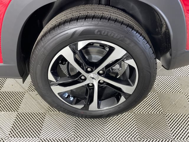 New 2026 Chevrolet Trax RS w/ Driver Confidence Package FWD image 17
