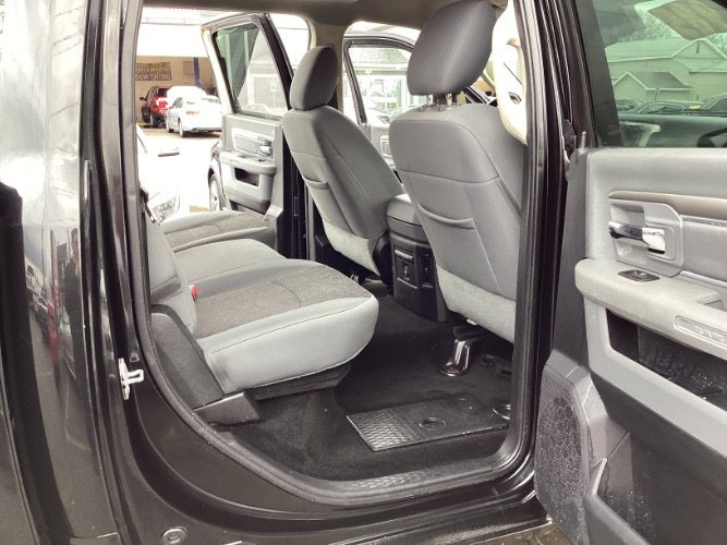 Used 2015 RAM 1500 Big Horn image 7