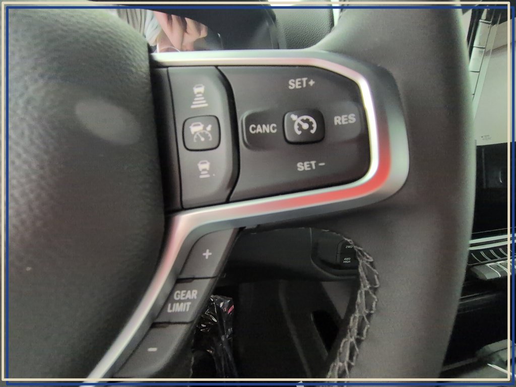 New 2026 RAM 2500 Big Horn AWD/4WD image 18