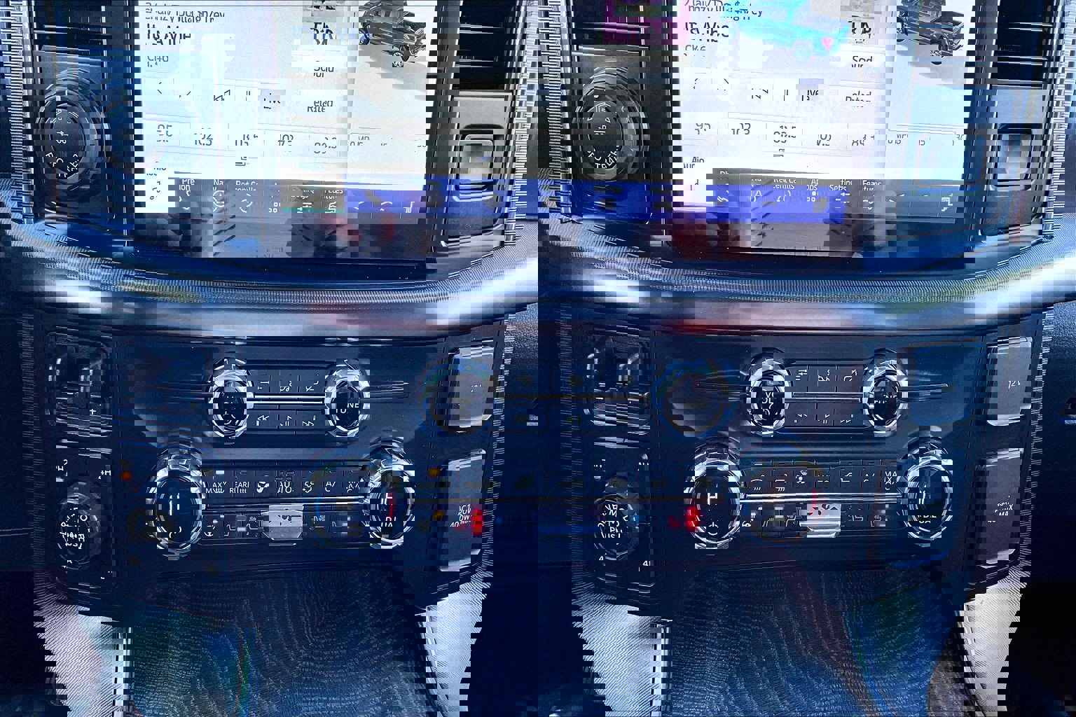 Certified 2021 Ford F150 Platinum w/ Equipment Group 701A High image 17