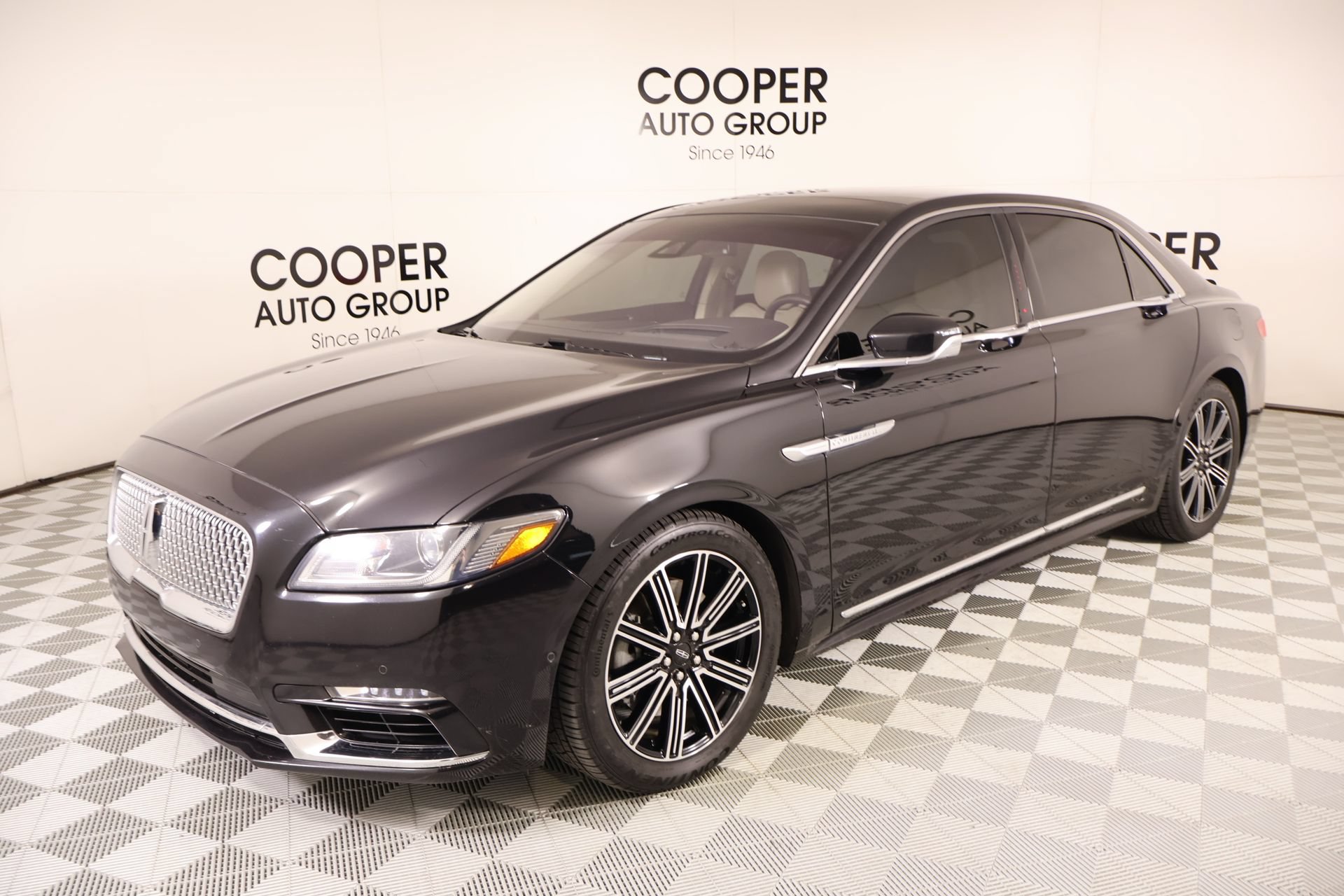 Used 2019 Lincoln Continental Reserve FWD image 10
