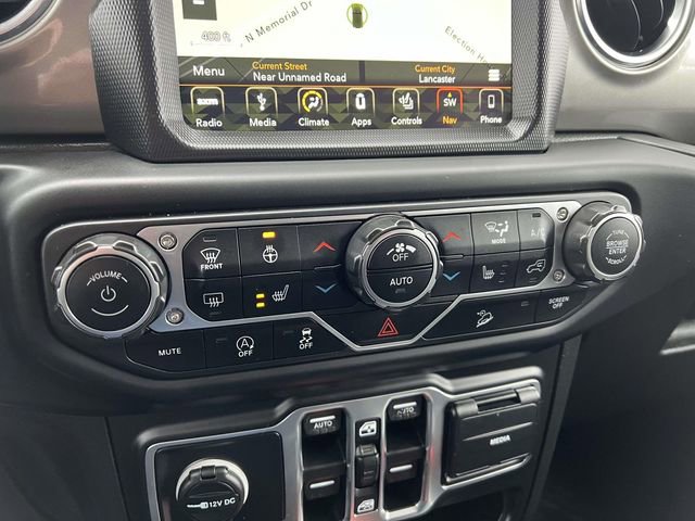 Used 2019 Jeep Wrangler Unlimited Sahara image 20