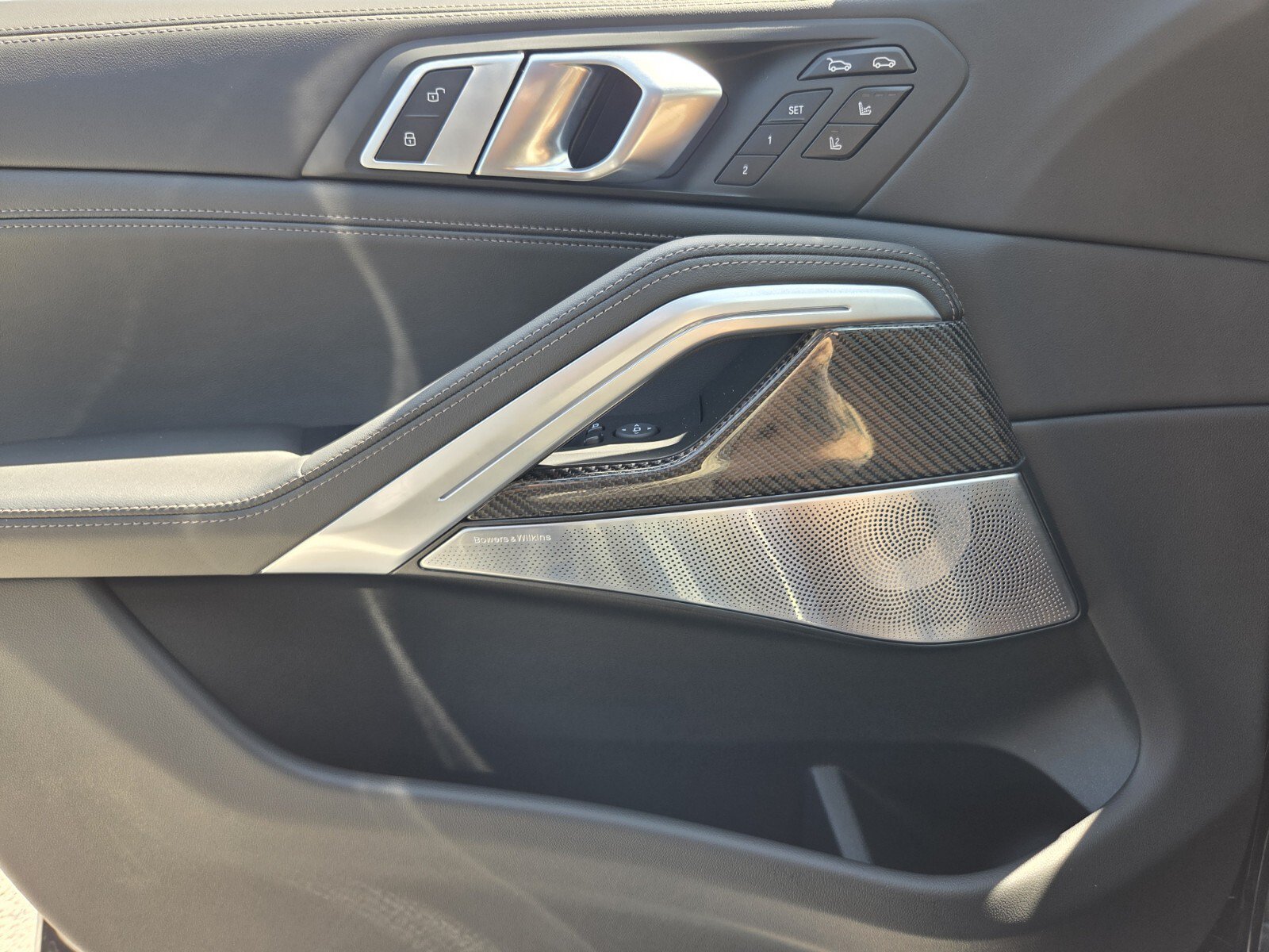New 2027 BMW X6 M60i AWD/4WD image 21