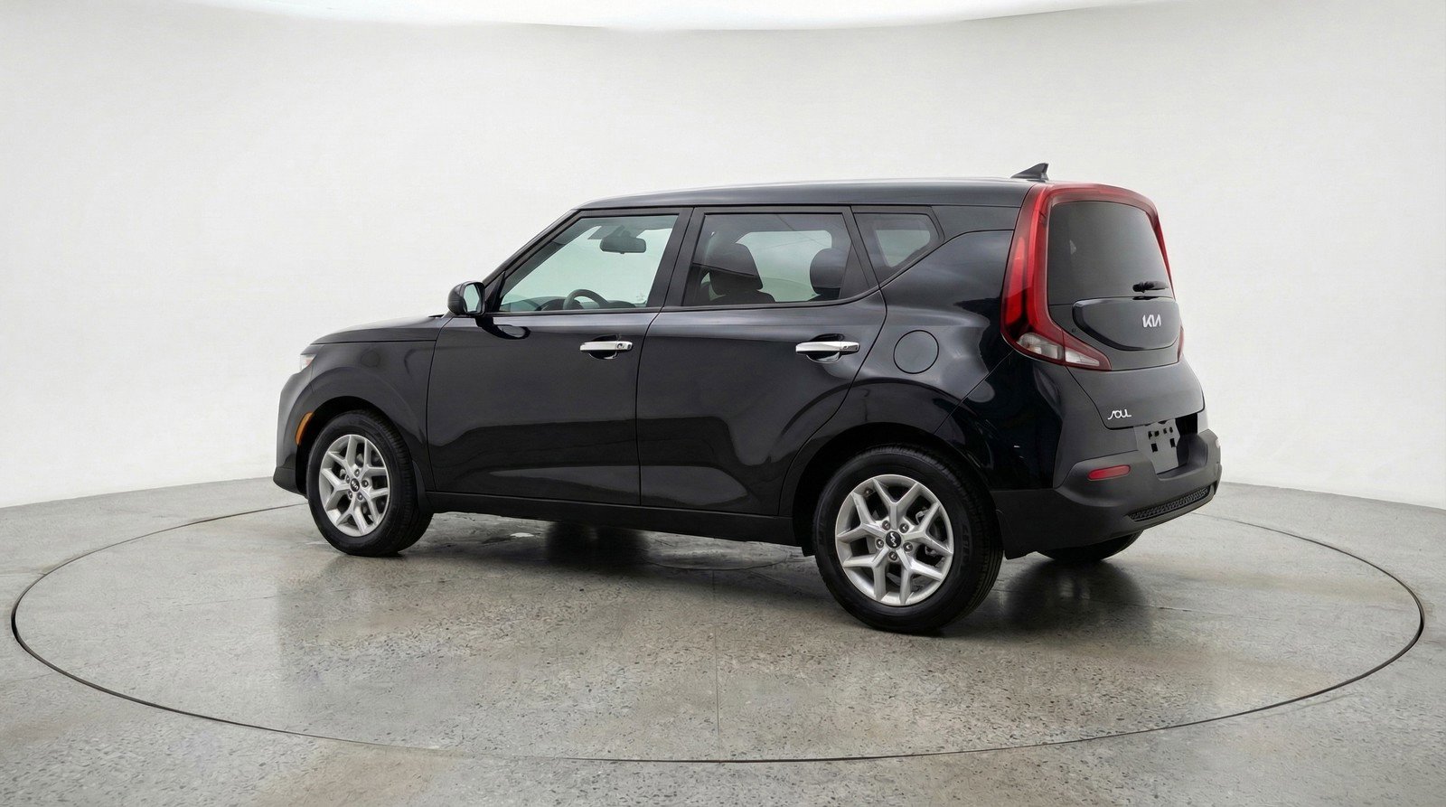 Used 2025 Kia Soul LX w/ LX Technology Package image 6