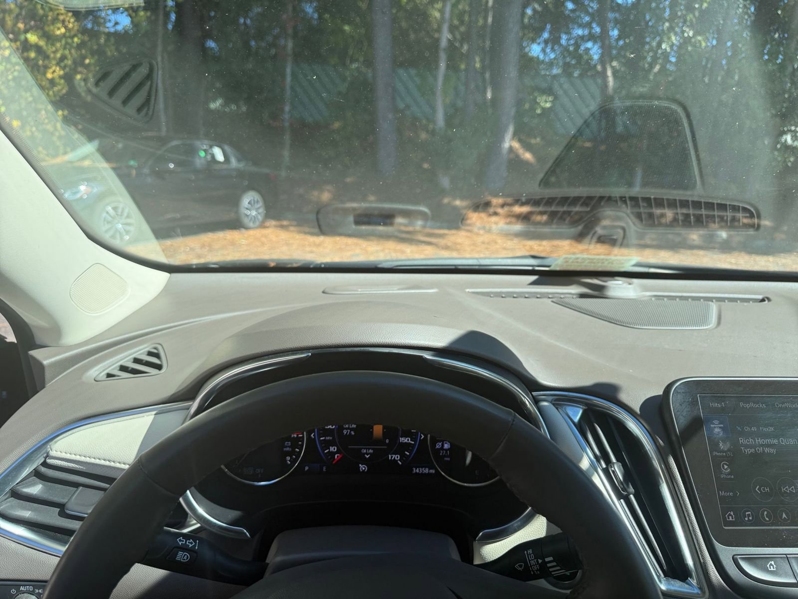 Used 2024 Chevrolet Malibu LT image 34