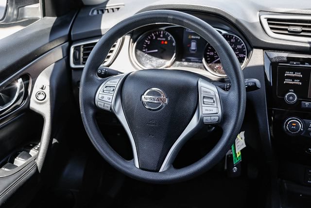Used 2016 Nissan Rogue S AWD/4WD image 14