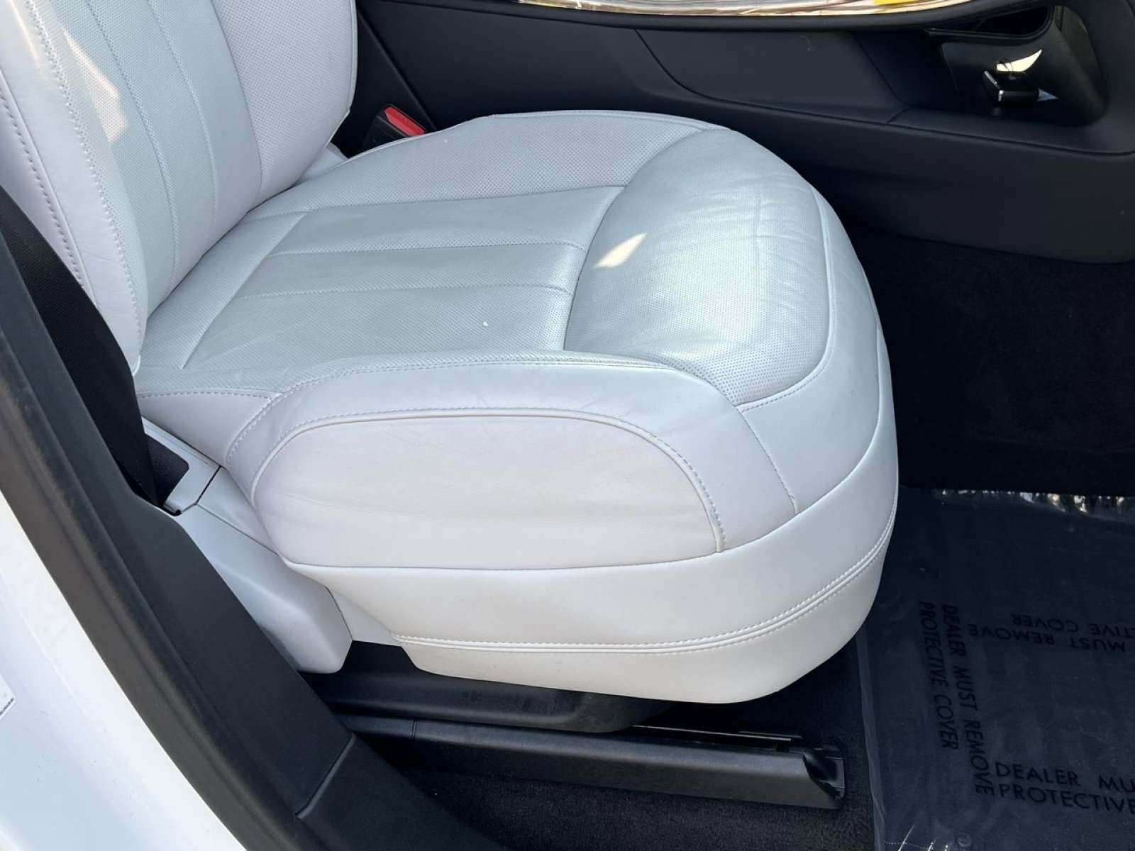 Used 2023 Land Rover Range Rover Sport SE image 27