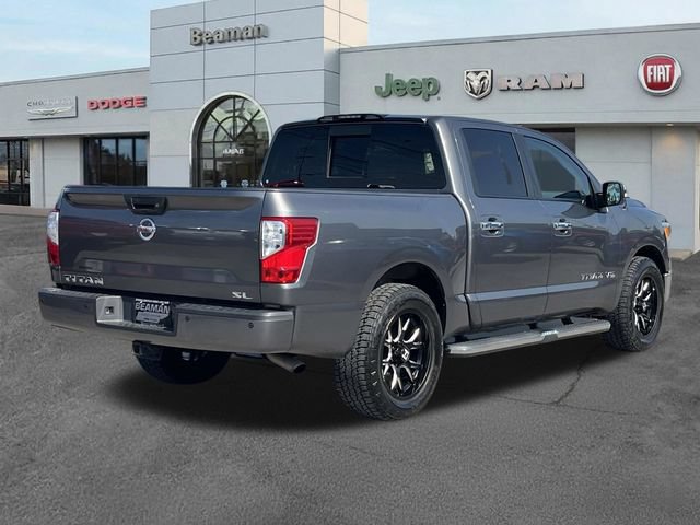 Used 2019 Nissan Titan SL RWD image 7