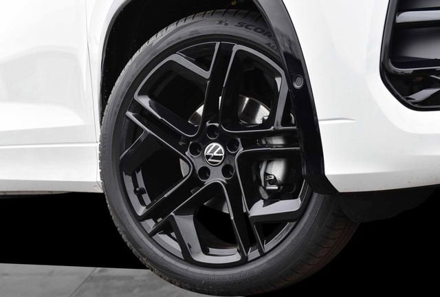 New 2026 Volkswagen Tiguan SE R-Line image 3