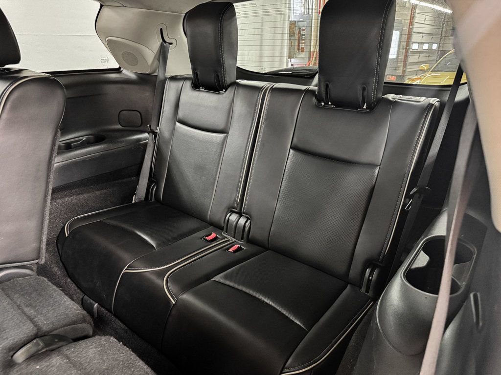 Used 2017 INFINITI QX60 AWD Luxe image 9