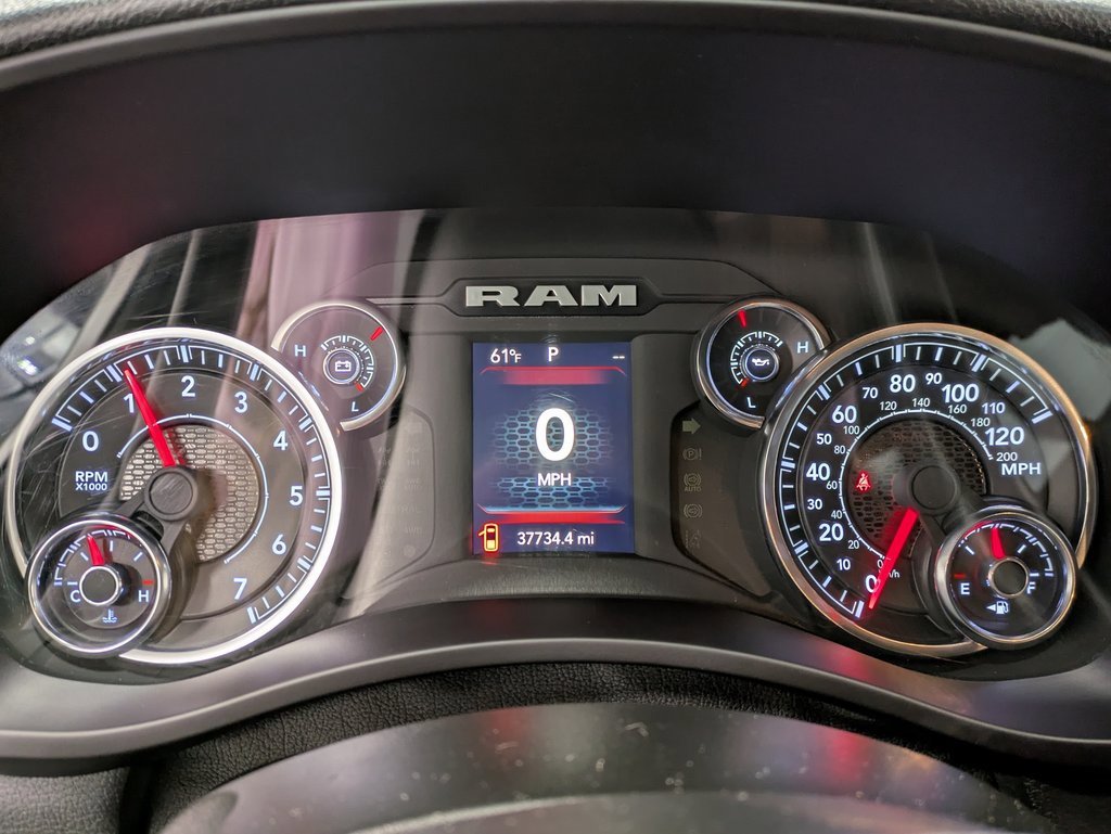 Used 2024 RAM 2500 Tradesman w/ Chrome Appearance Group image 14