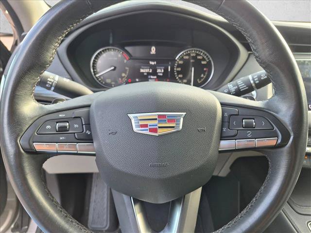 Used 2022 Cadillac XT4 Premium Luxury w/ Enhanced Visibility Package FWD image 13