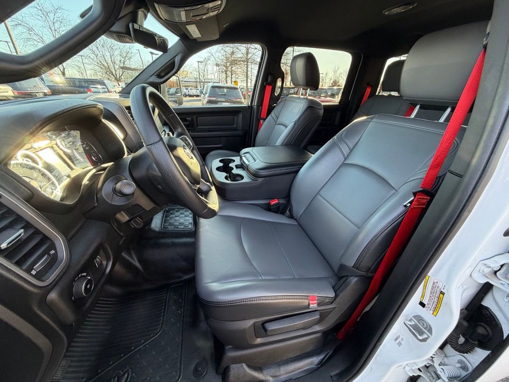 Used 2025 RAM 3500 Tradesman w/ Chrome Appearance Group image 21