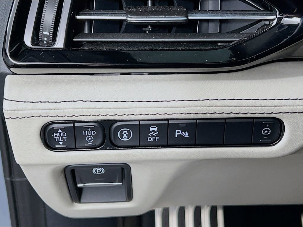 Used 2025 Acura MDX Type S image 9