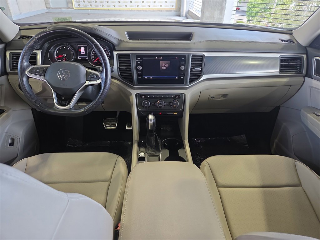 Used 2021 Volkswagen Atlas SE w/ Panoramic Sunroof Package image 16