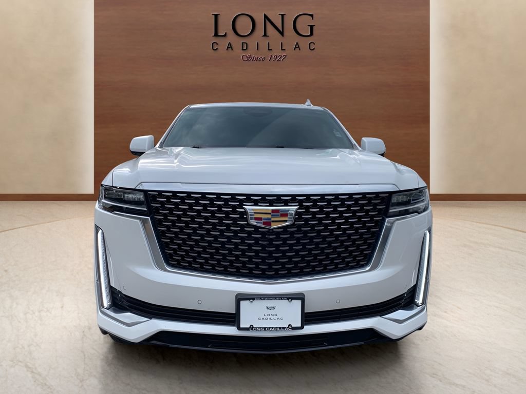 Used 2024 Cadillac Escalade Premium Luxury AWD/4WD image 8