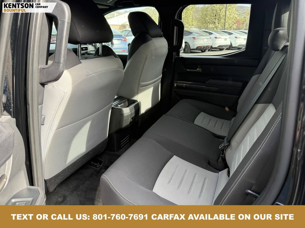 Used 2025 Toyota Tacoma TRD Off-Road image 32