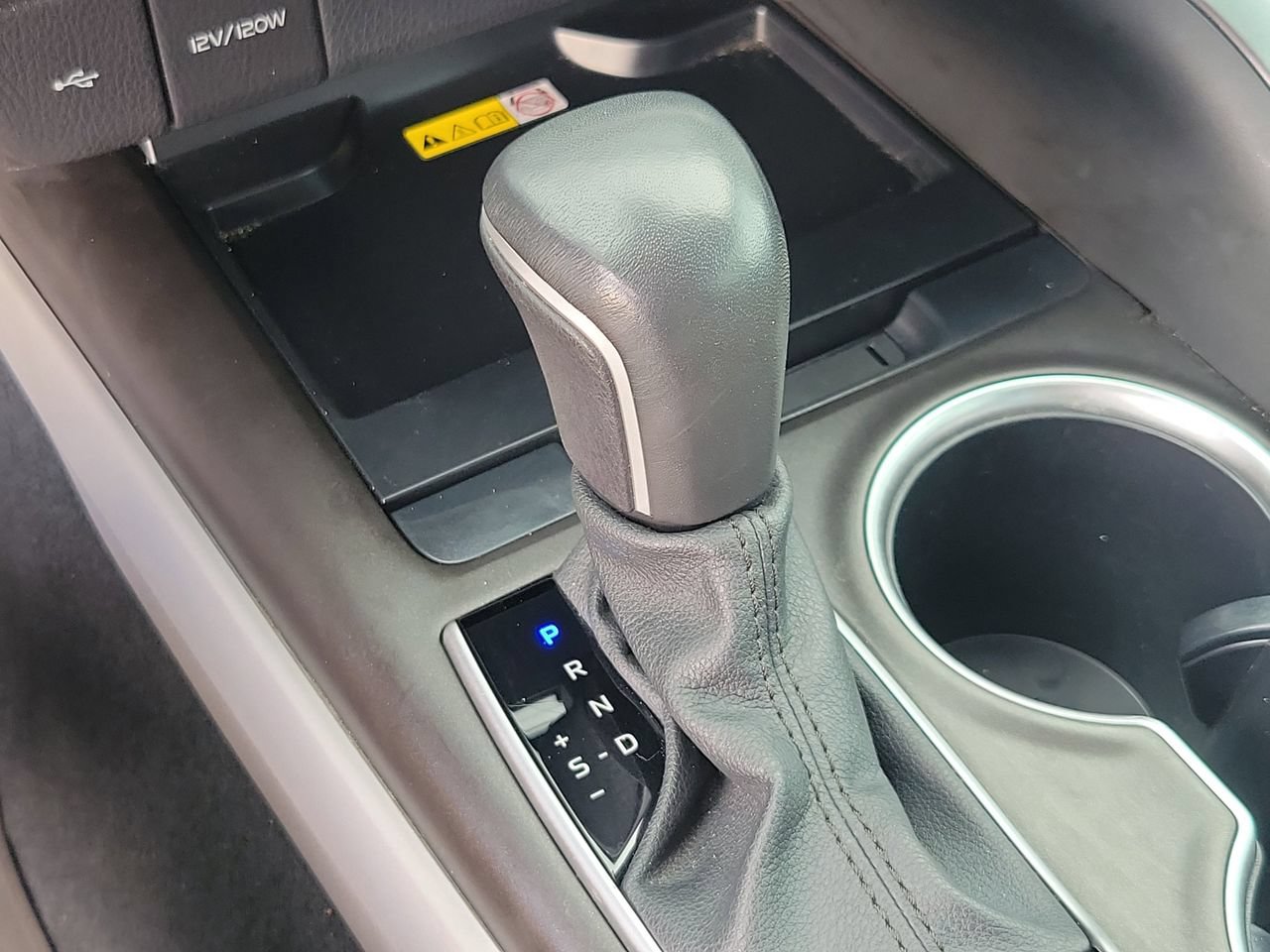 Used 2023 Toyota Camry XLE FWD image 27