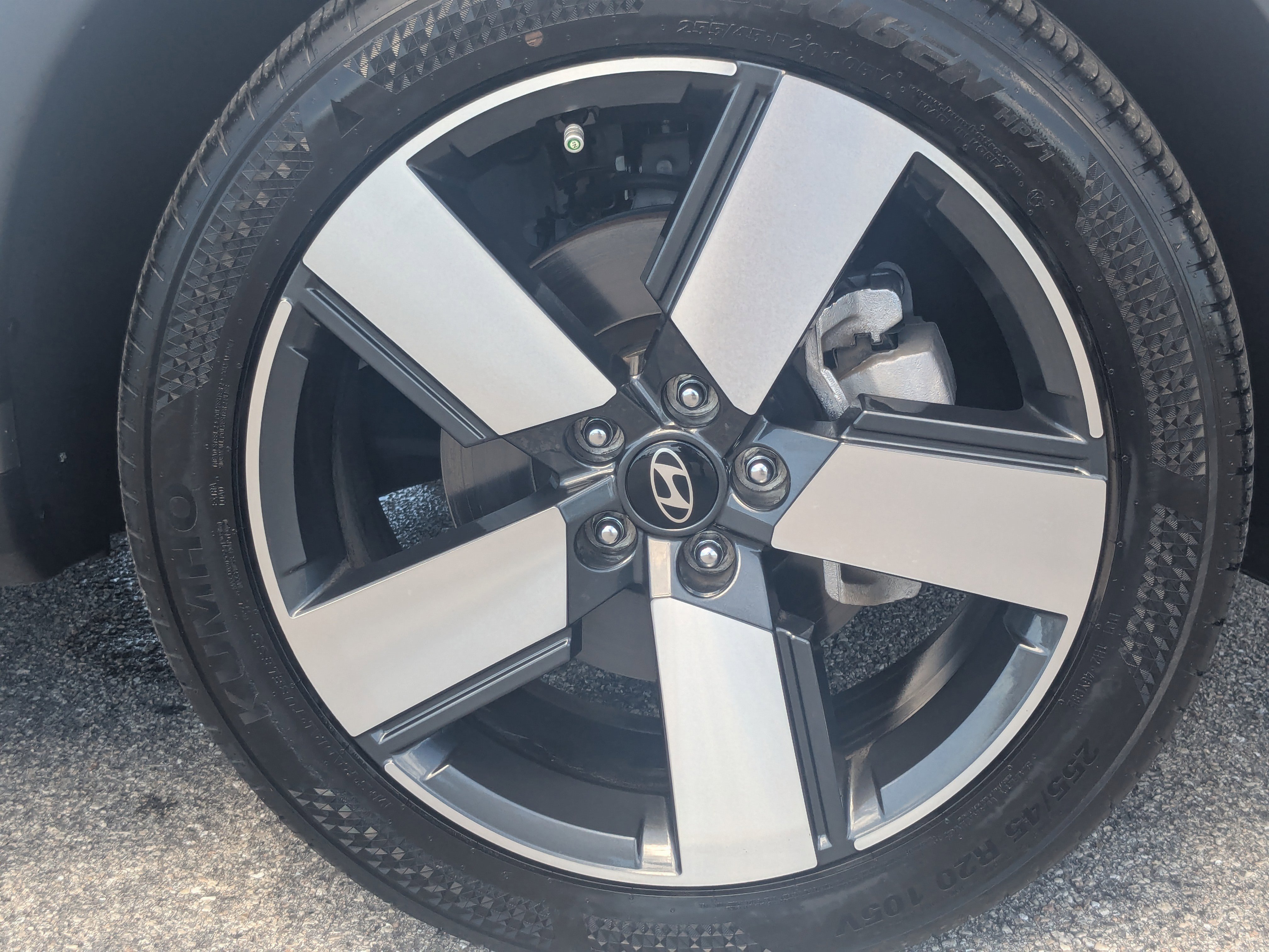 Used 2025 Hyundai Santa Fe Limited image 13