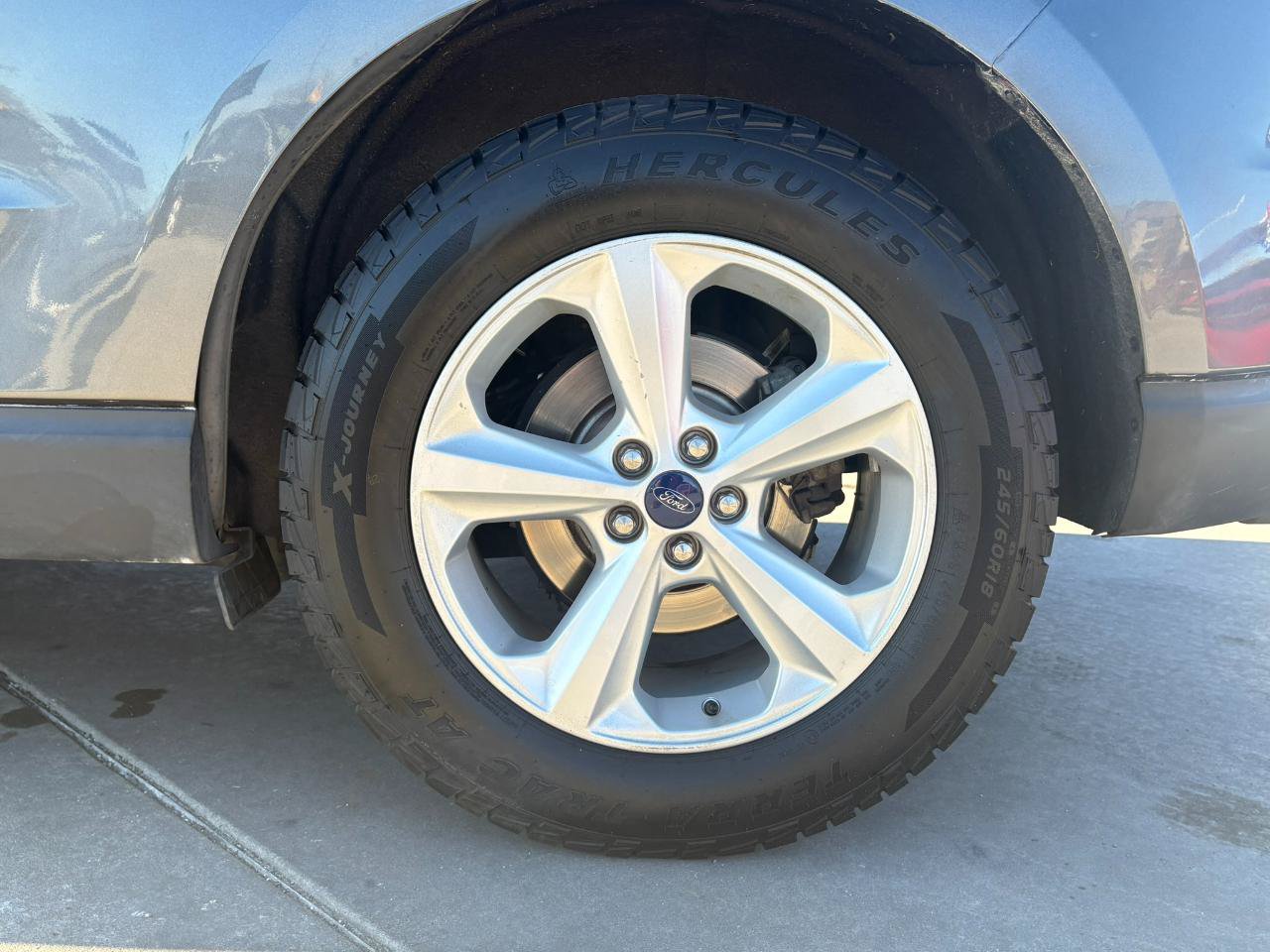 Used 2016 Ford Edge SE FWD image 34