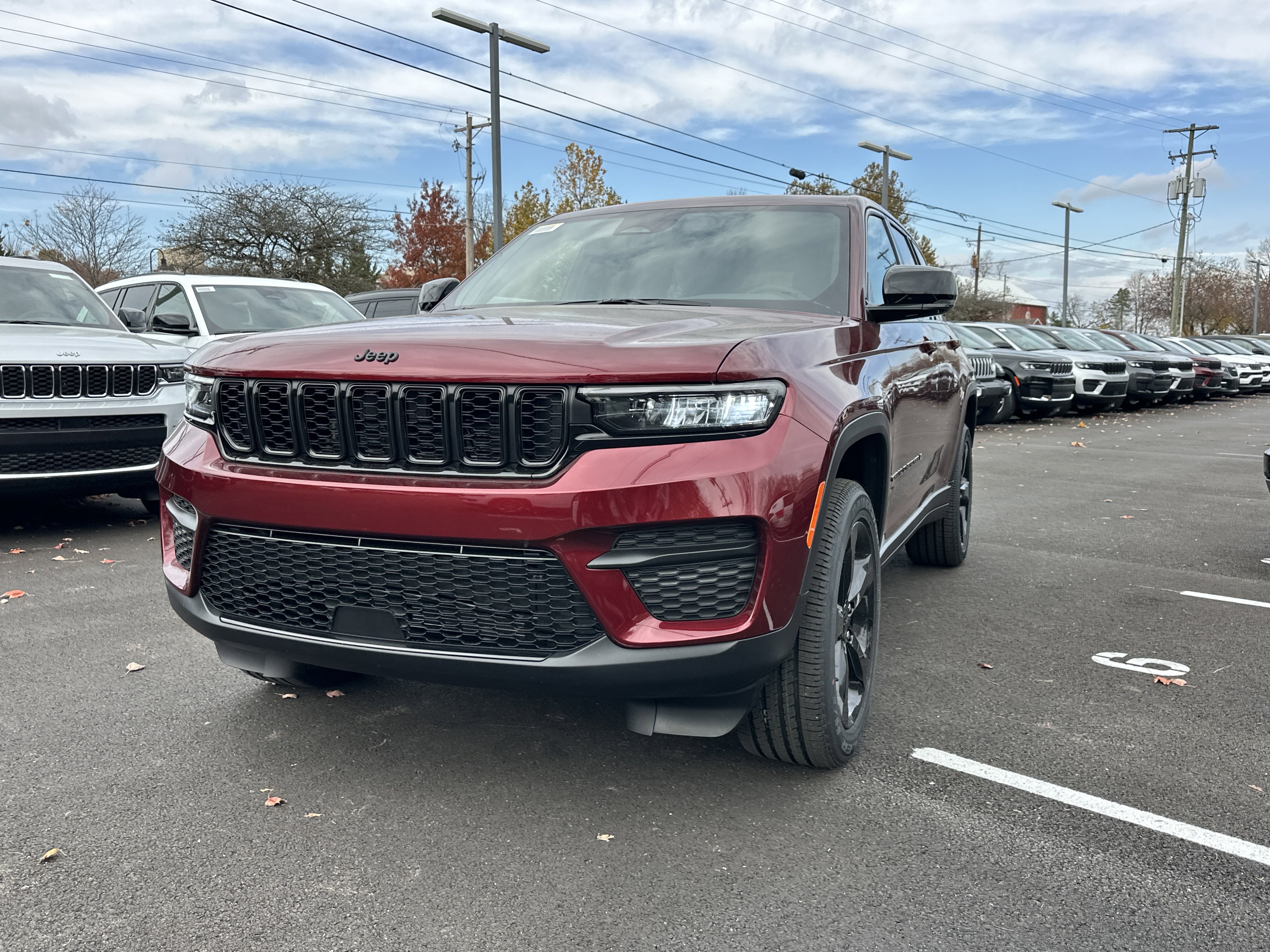 New 2025 Jeep Grand Cherokee Altitude image 21