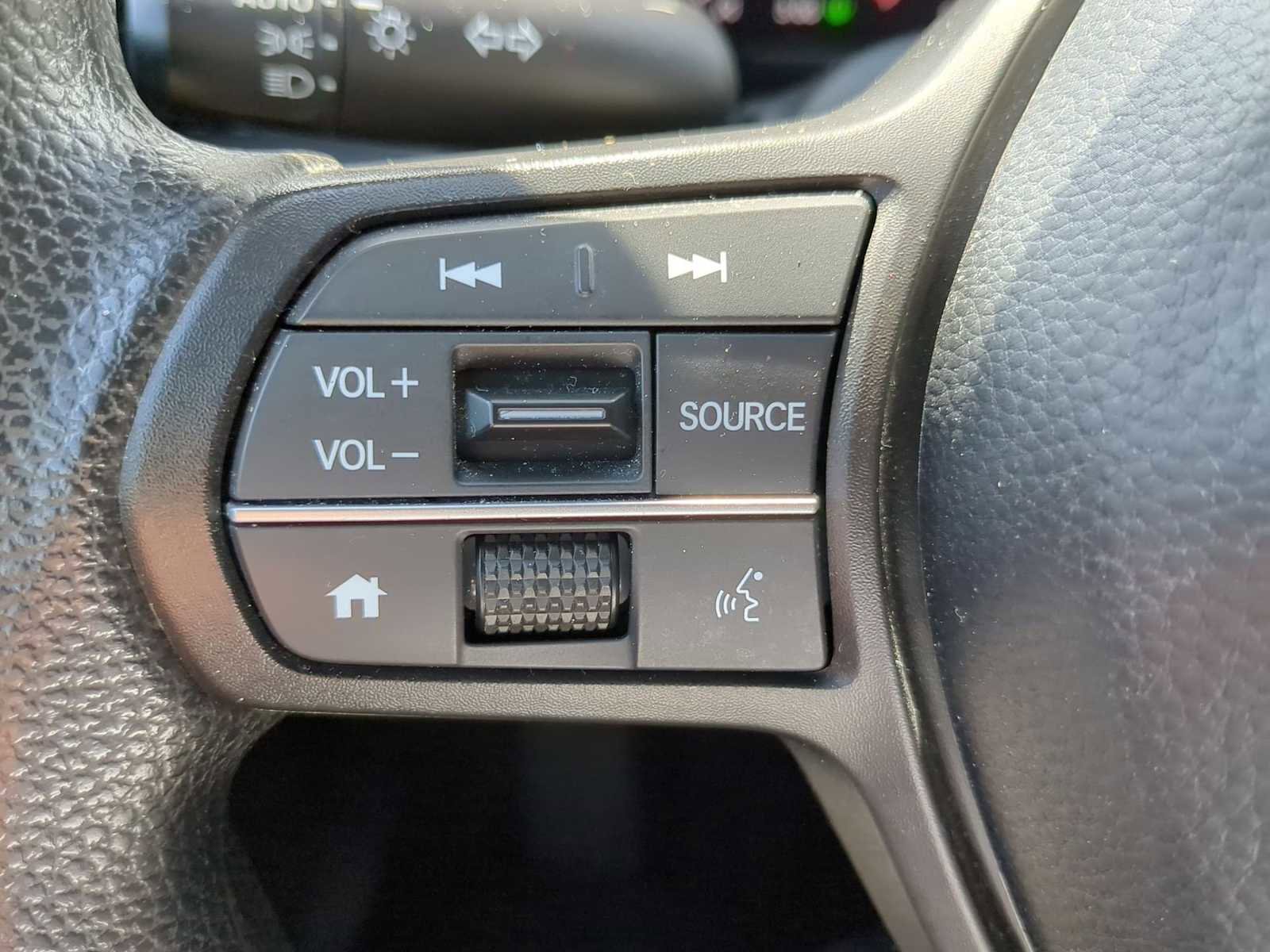 Used 2024 Honda CR-V EX image 16