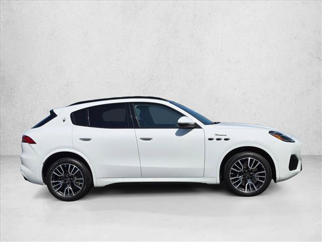 Used 2023 Maserati Grecale Modena AWD/4WD image 4