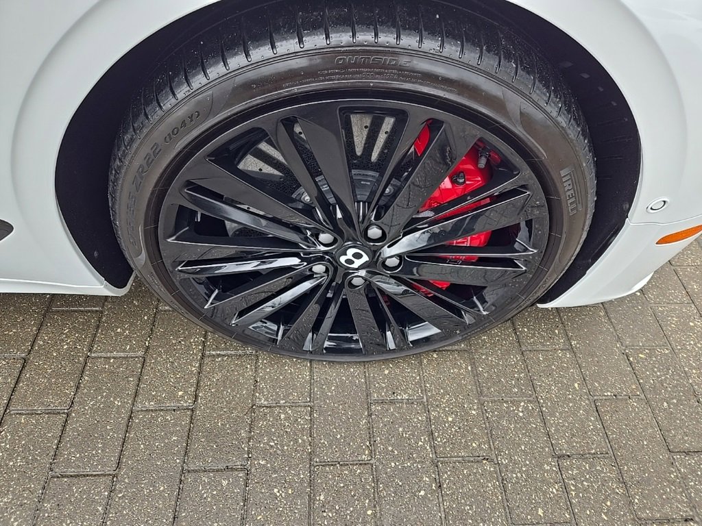 Used 2022 Bentley Continental GT Speed image 11