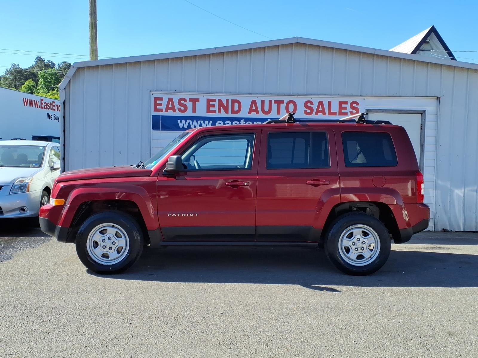 Used 2016 Jeep Patriot Sport w/ Power Value Group AWD/4WD image 2
