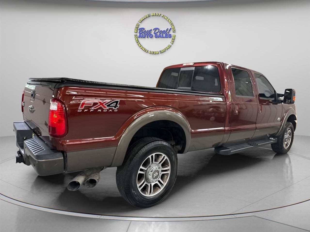 Used 2015 Ford F350 King Ranch w/ FX4 Off-Road Package AWD/4WD image 5