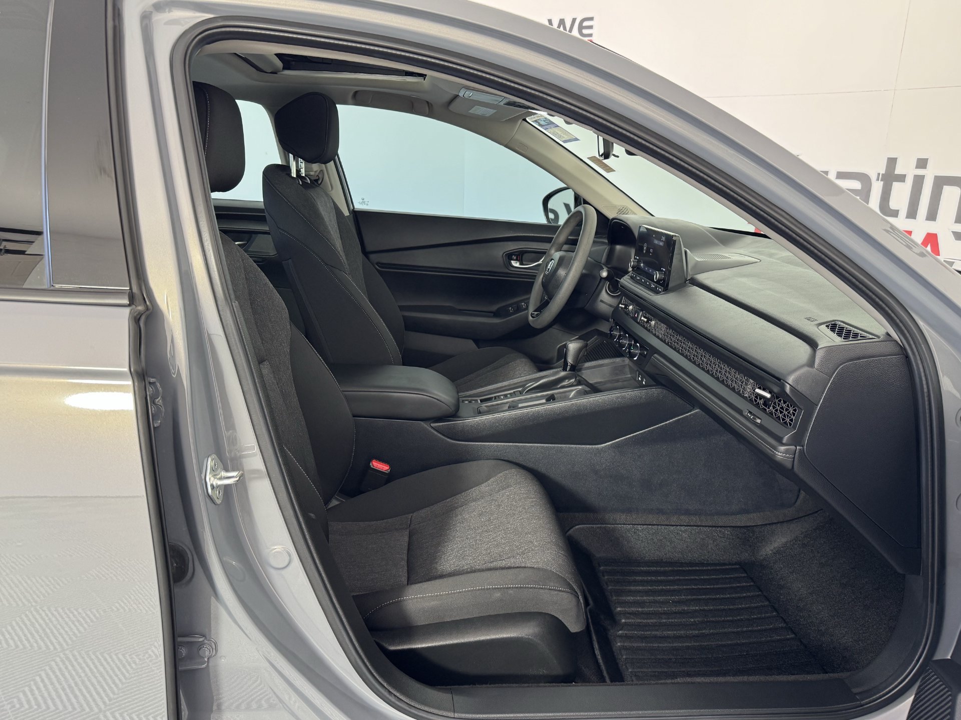 Used 2025 Honda Accord SE image 20