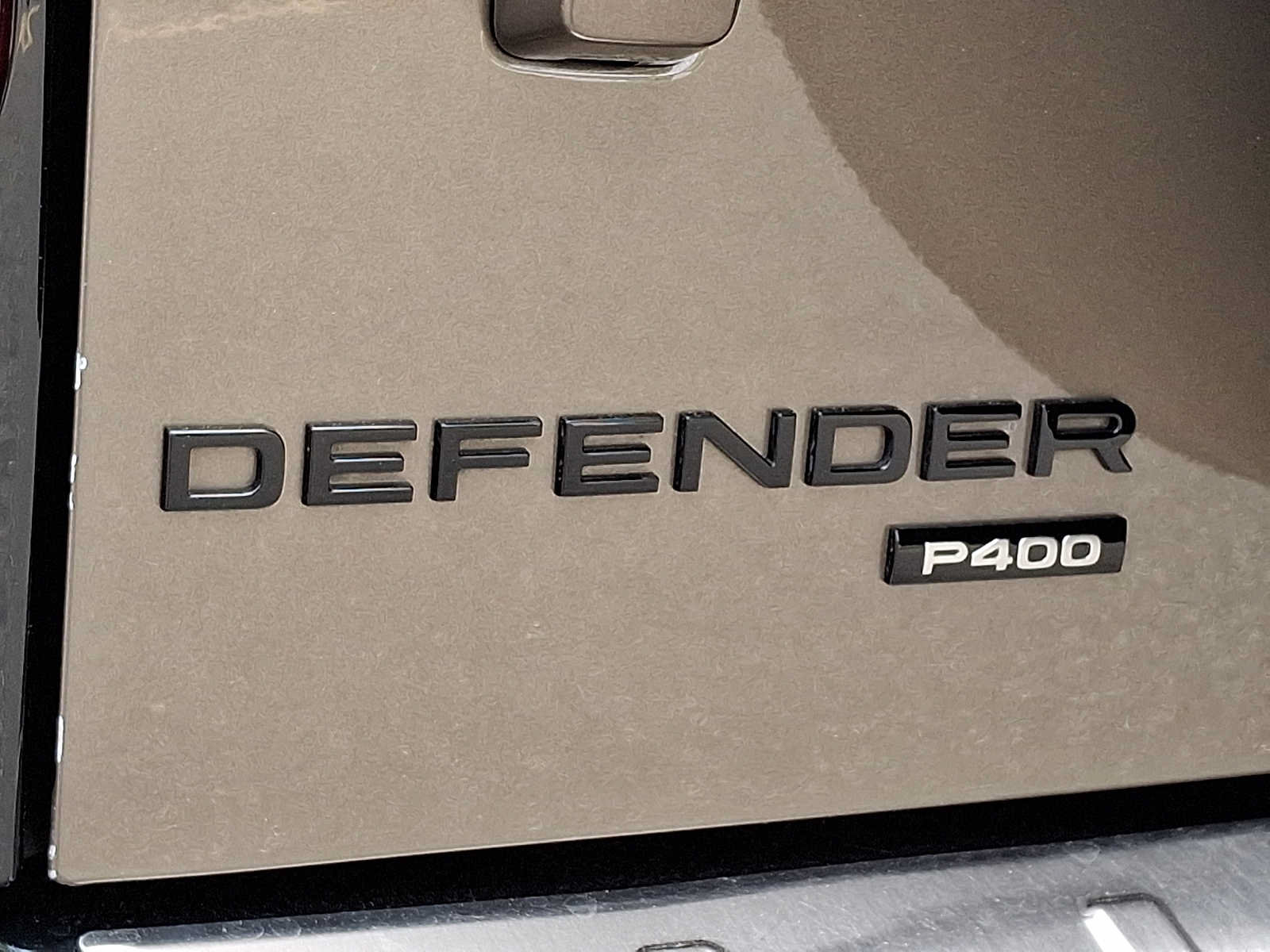 Used 2022 Land Rover Defender 110 X-Dynamic SE AWD/4WD image 38