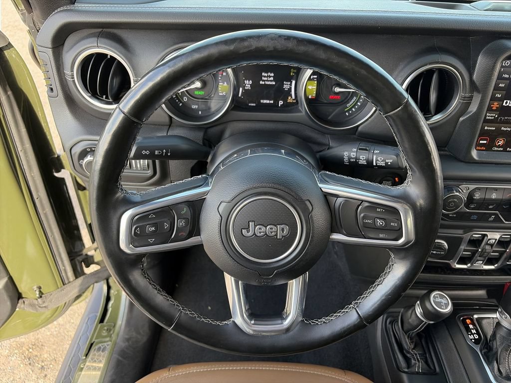 Used 2021 Jeep Wrangler Unlimited Sahara w/ Cold Weather Group AWD/4WD image 17
