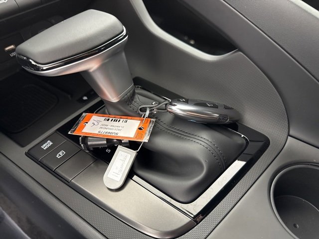 Certified 2025 Hyundai Elantra Sport w/ Cargo Package image 32