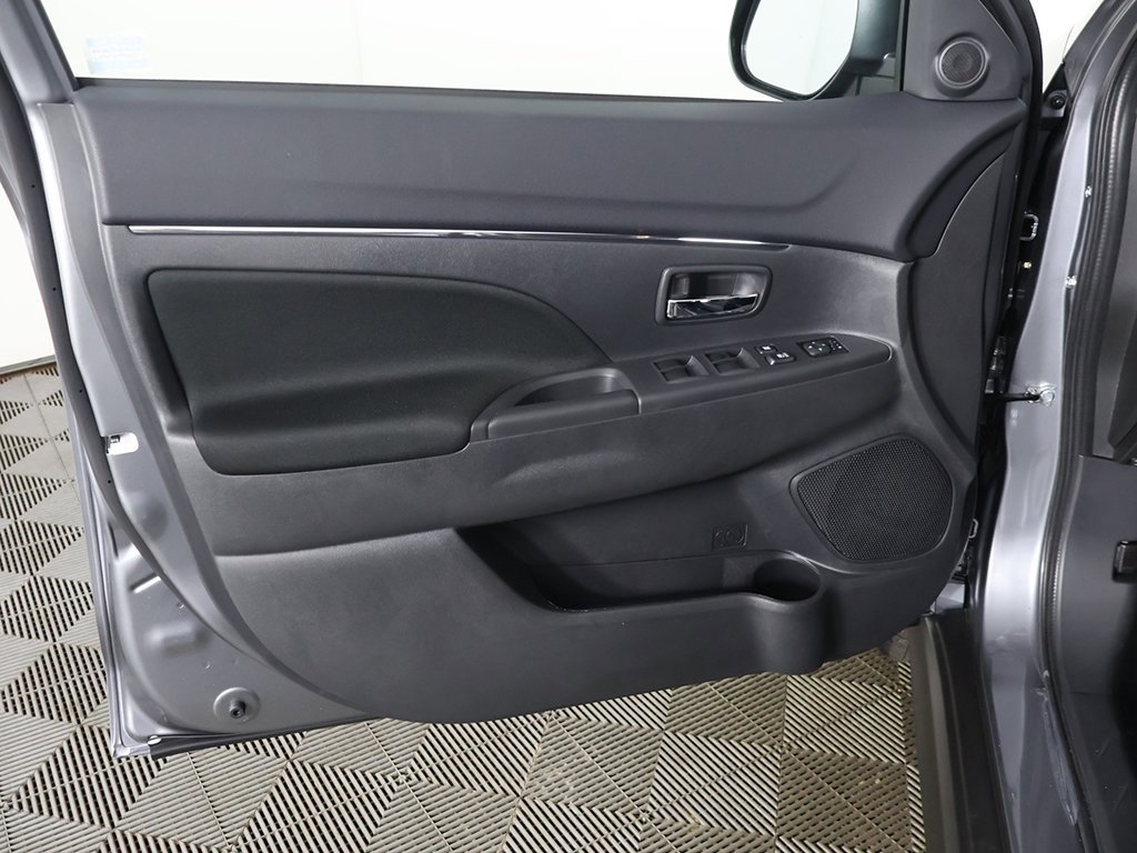 New 2025 Mitsubishi Outlander Sport LE image 19