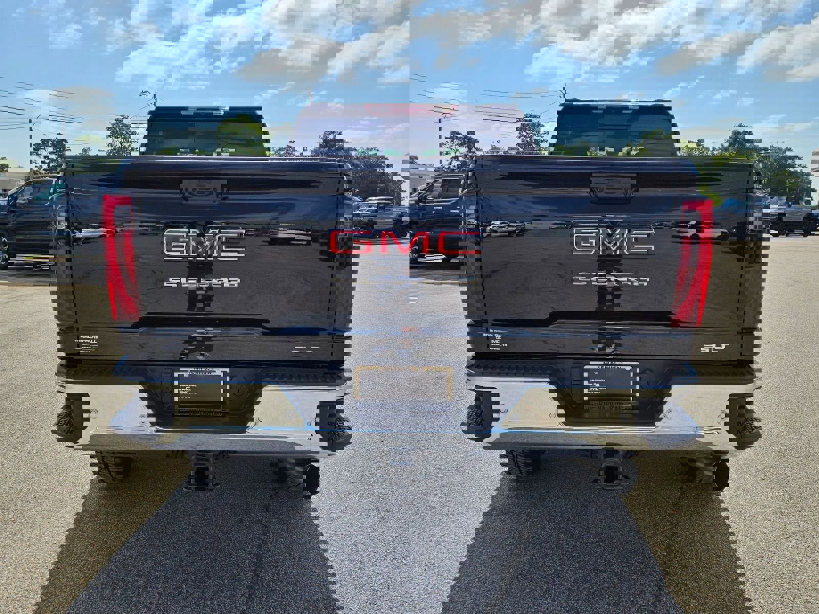 New 2026 GMC Sierra 2500 SLT w/ SLT Convenience Package image 5