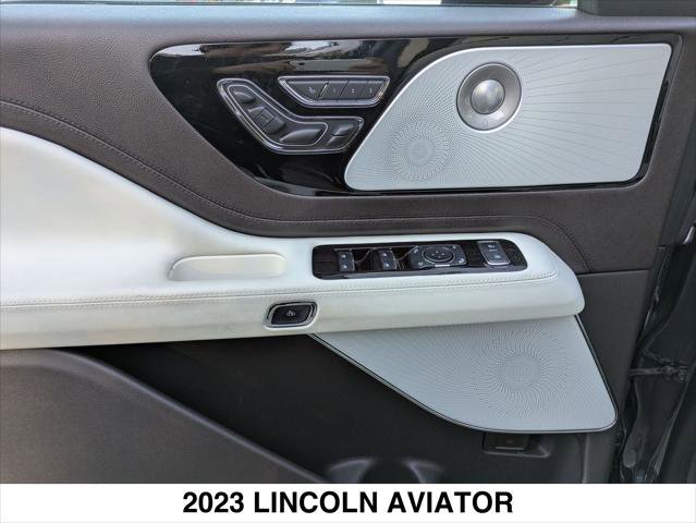 Used 2023 Lincoln Aviator Black Label w/ Class IV Trailer Tow Package image 11