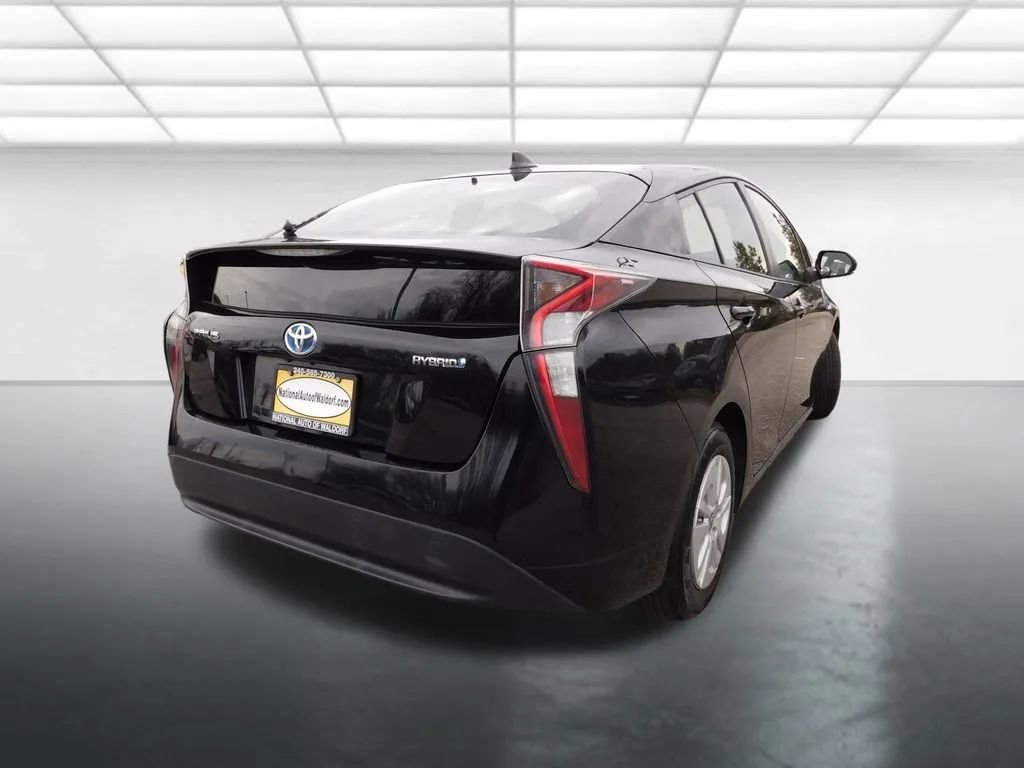 Used 2016 Toyota Prius Two image 5